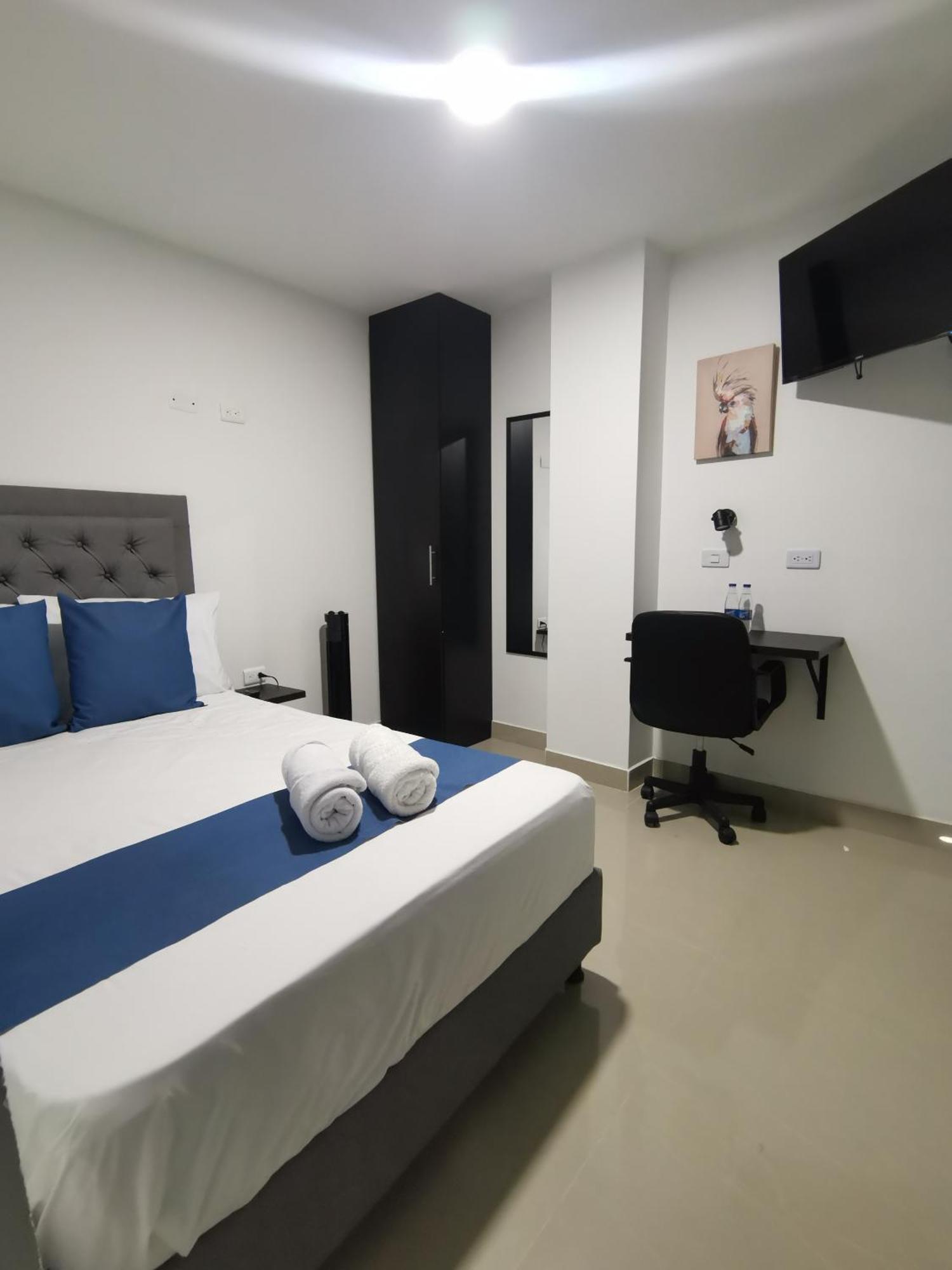 Andaliving Campo Valdes Hospedaje Medellin Exterior photo