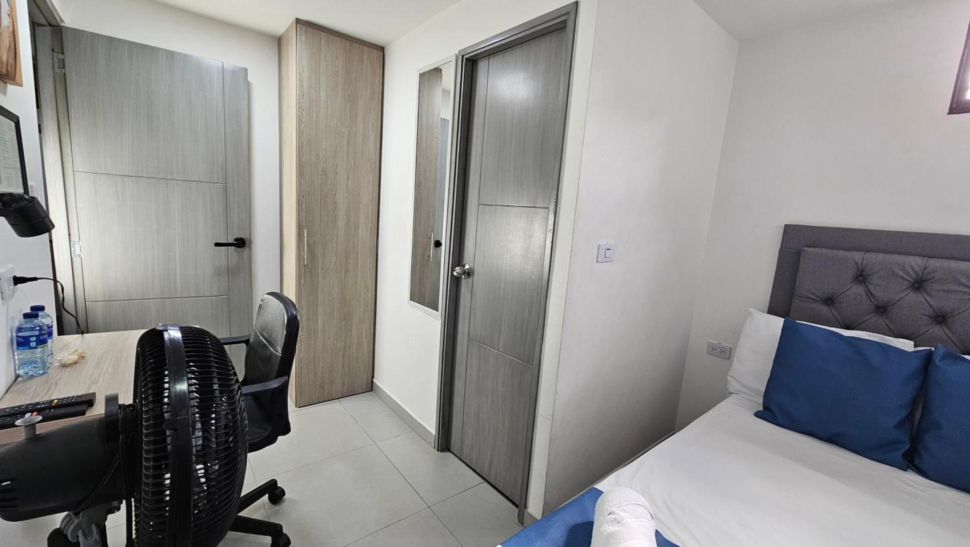 Andaliving Campo Valdes Hospedaje Medellin Exterior photo